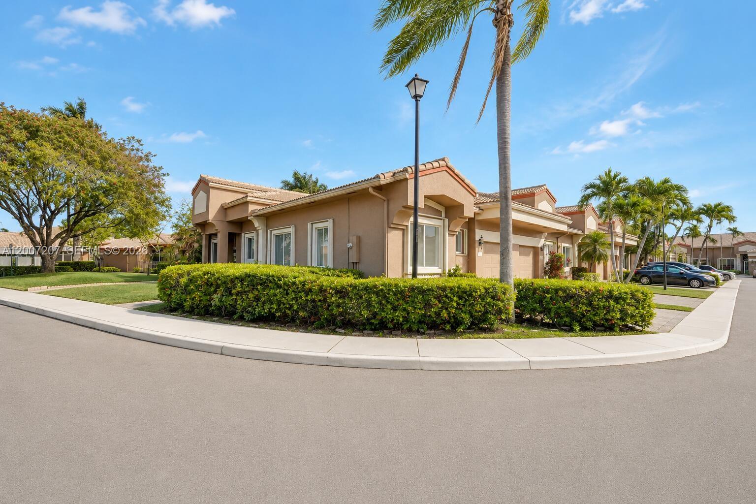 10131 Lombardy Dr