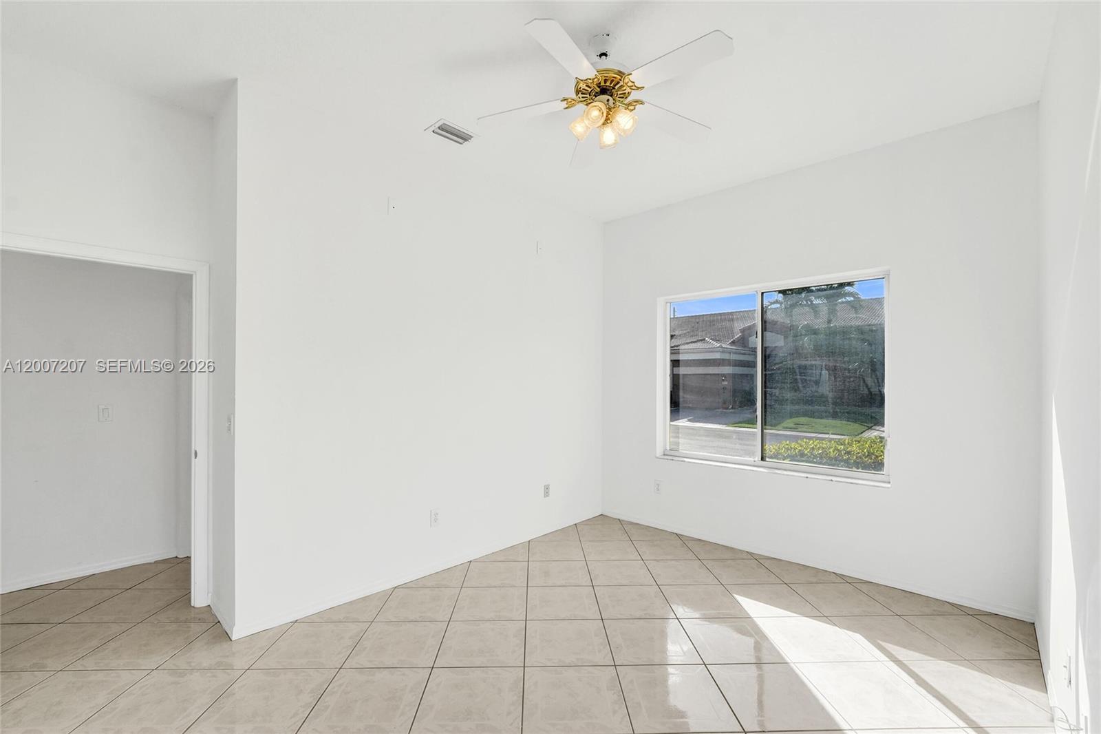 LOMBARDY REPLAT - Residential