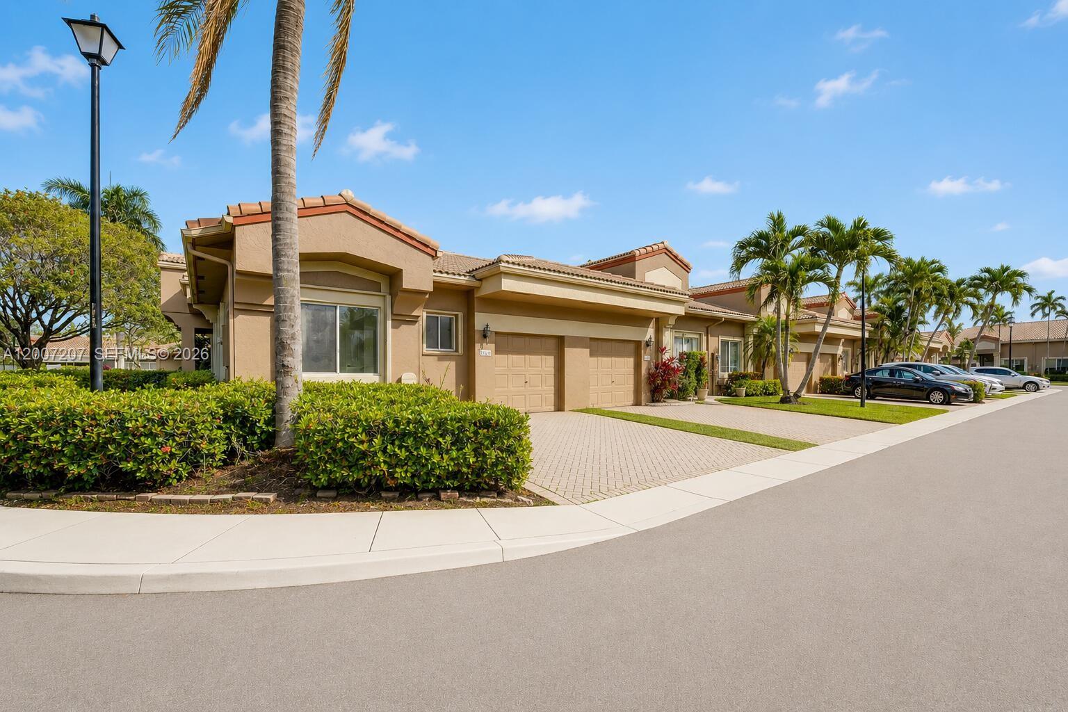 10131 Lombardy Dr