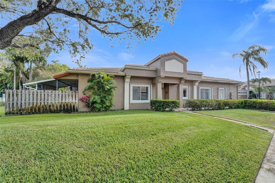 Rarely avail 3/2 CORNER Villa w/ double-wide driveway & single-car garage, located in the gated Lombardy community of Kings Point. This bright & open home has a spacious, airy layout filled w/ natural light. Enjoy year-round relaxation on large screened patio featuring a hot tub for unwinding or entertaining. This home boasts ceramic tile flooring throughout & hurricane shutters. Recently resurfaced black-top roadways and Roof is 3 yrs new. No current assessments. Enjoy all Kings Point amenities, including a spectacular 60,000-sf clubhouse offering clubs, classes, seminars, dances, craft and card rooms, and multiple exercise rooms. Resort-style features include indoor pool & outdoor pools, 1,000-seat performing arts theater featuring shows & movies. A small pet is welcome.