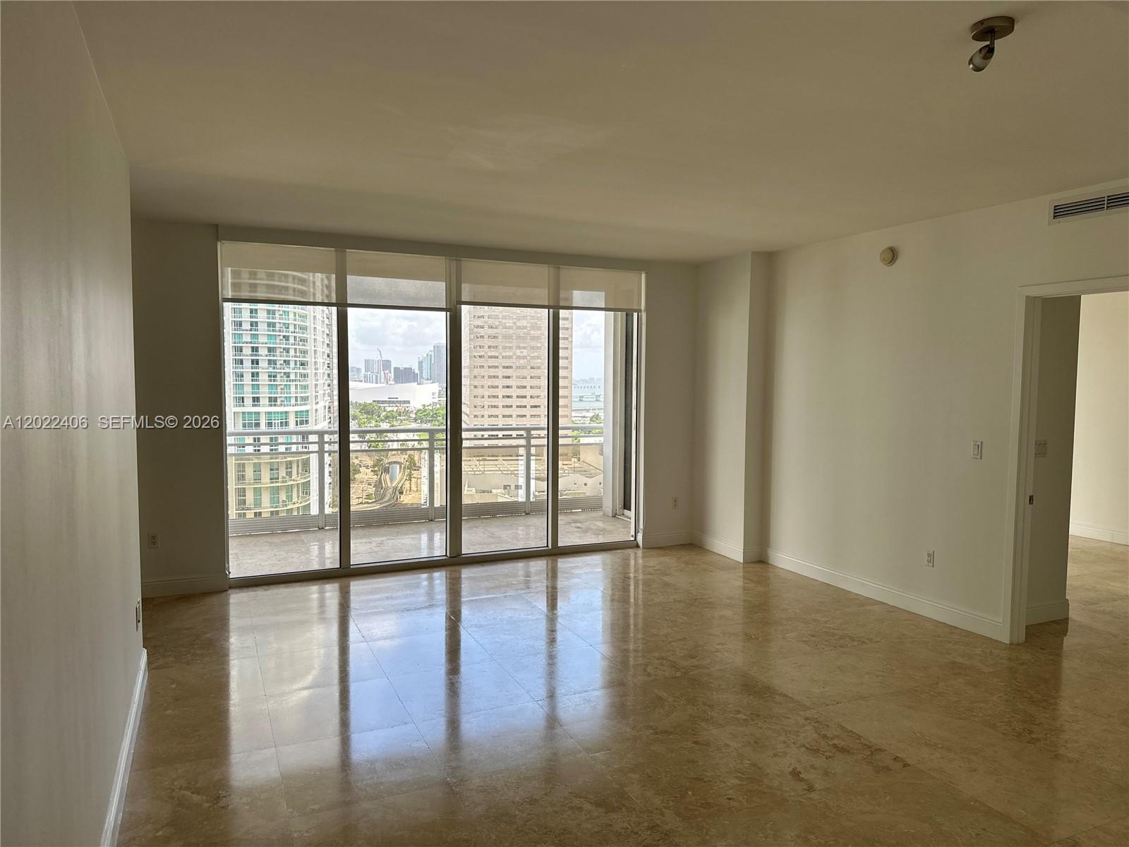 CARBONELL CONDO - Residential