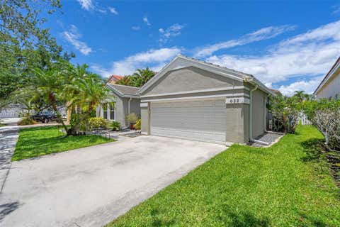 Photo of 632 Carrington Ln, Weston, FL 33326 (MLS # A12024749)