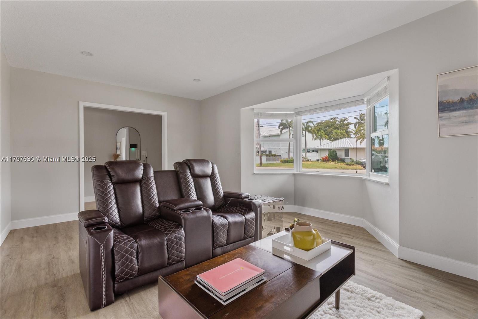 SUNRISE KEY - Residential Lease