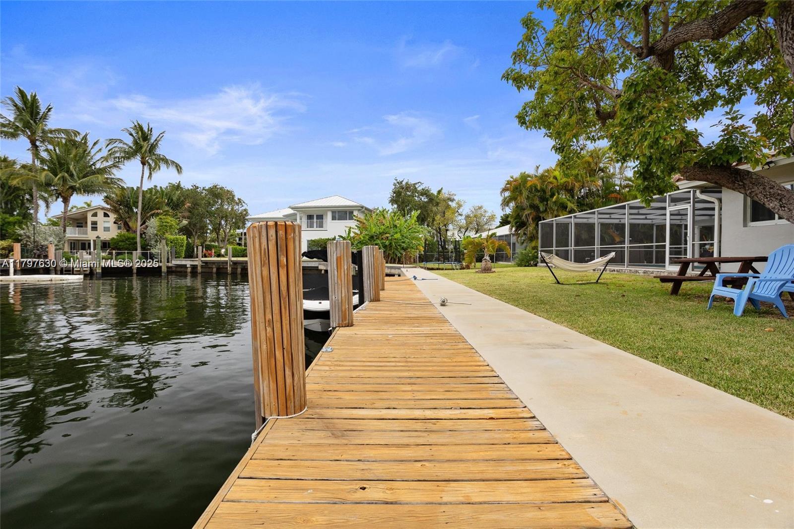 SUNRISE KEY - Residential Lease