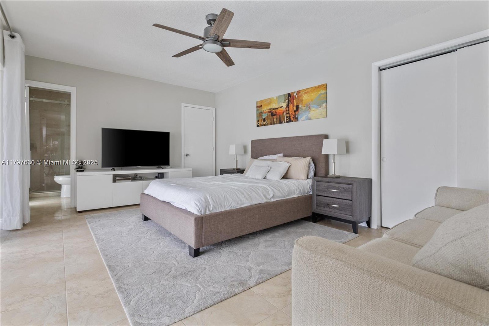 SUNRISE KEY - Residential Lease