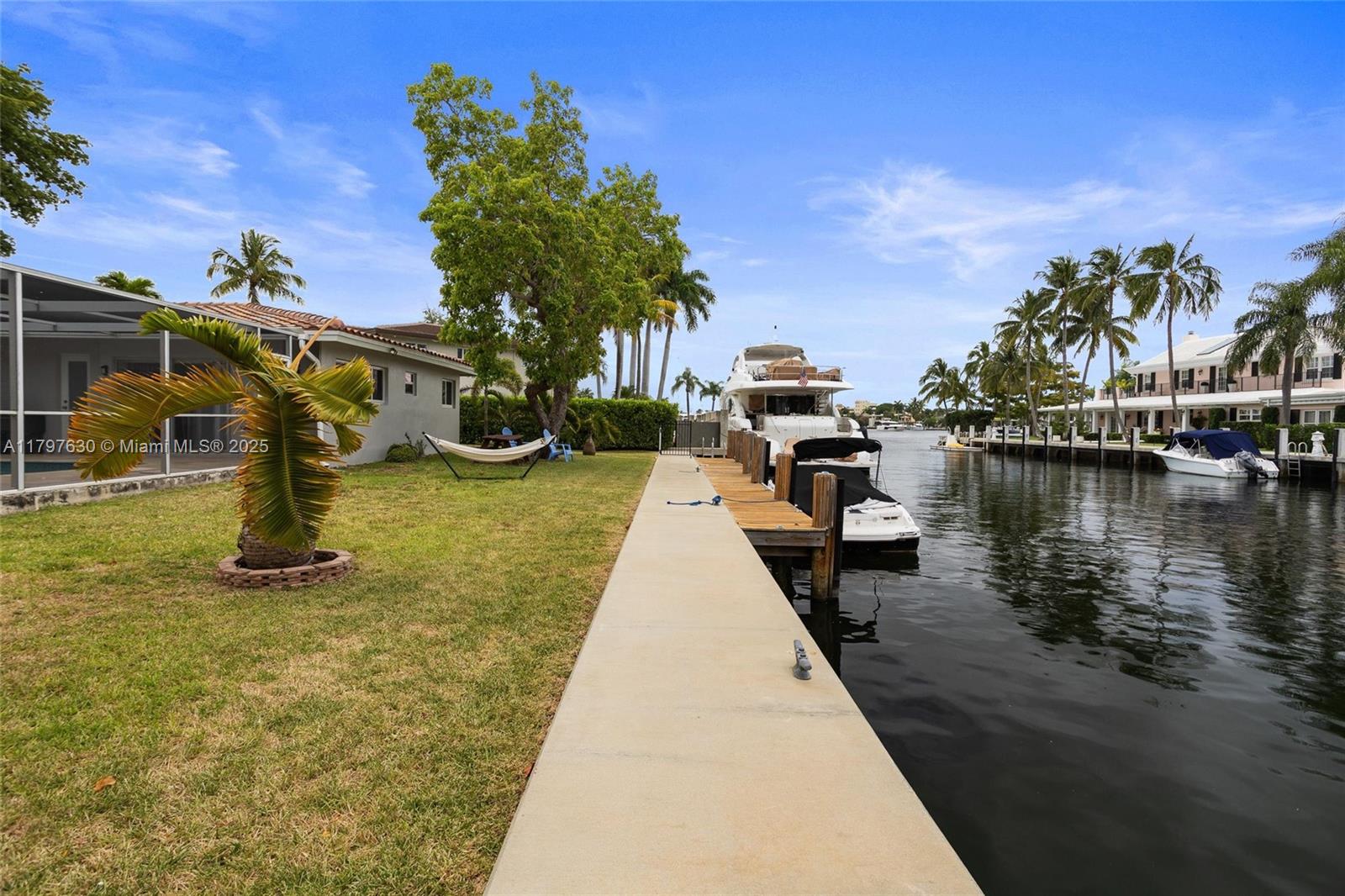 SUNRISE KEY - Residential Lease