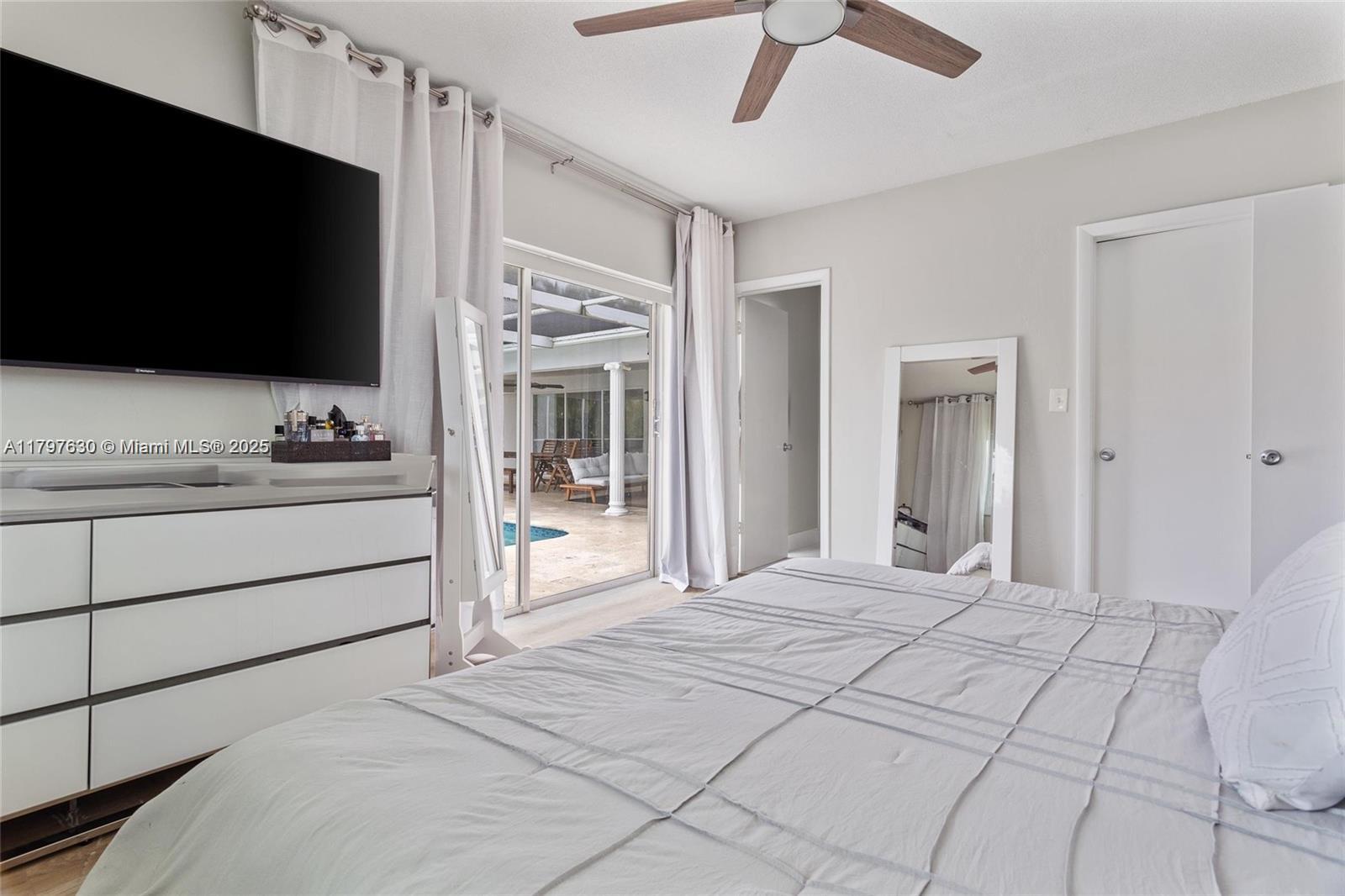 SUNRISE KEY - Residential Lease