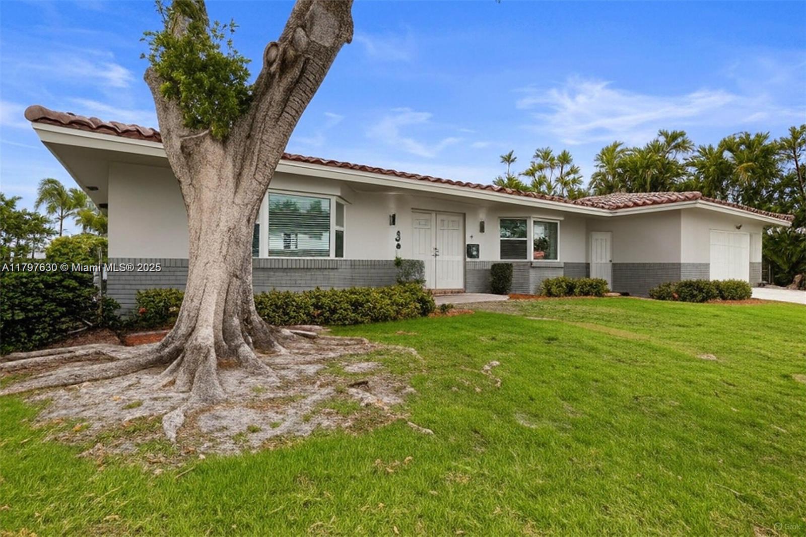 SUNRISE KEY - Residential Lease