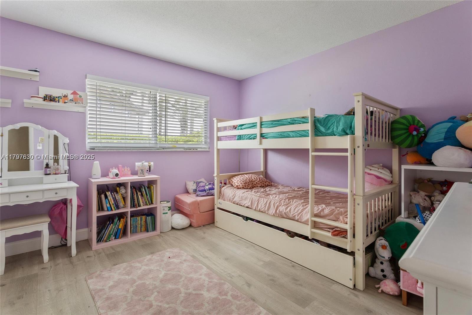 SUNRISE KEY - Residential Lease