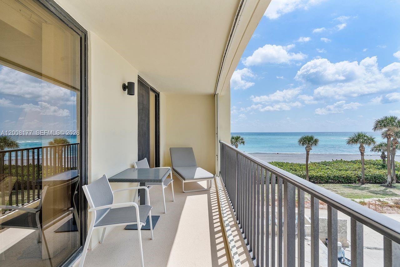 OCEAN TRAIL CONDO IV - Residential