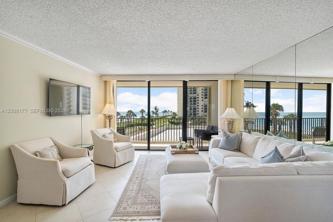 OCEAN TRAIL CONDO IV - Residential