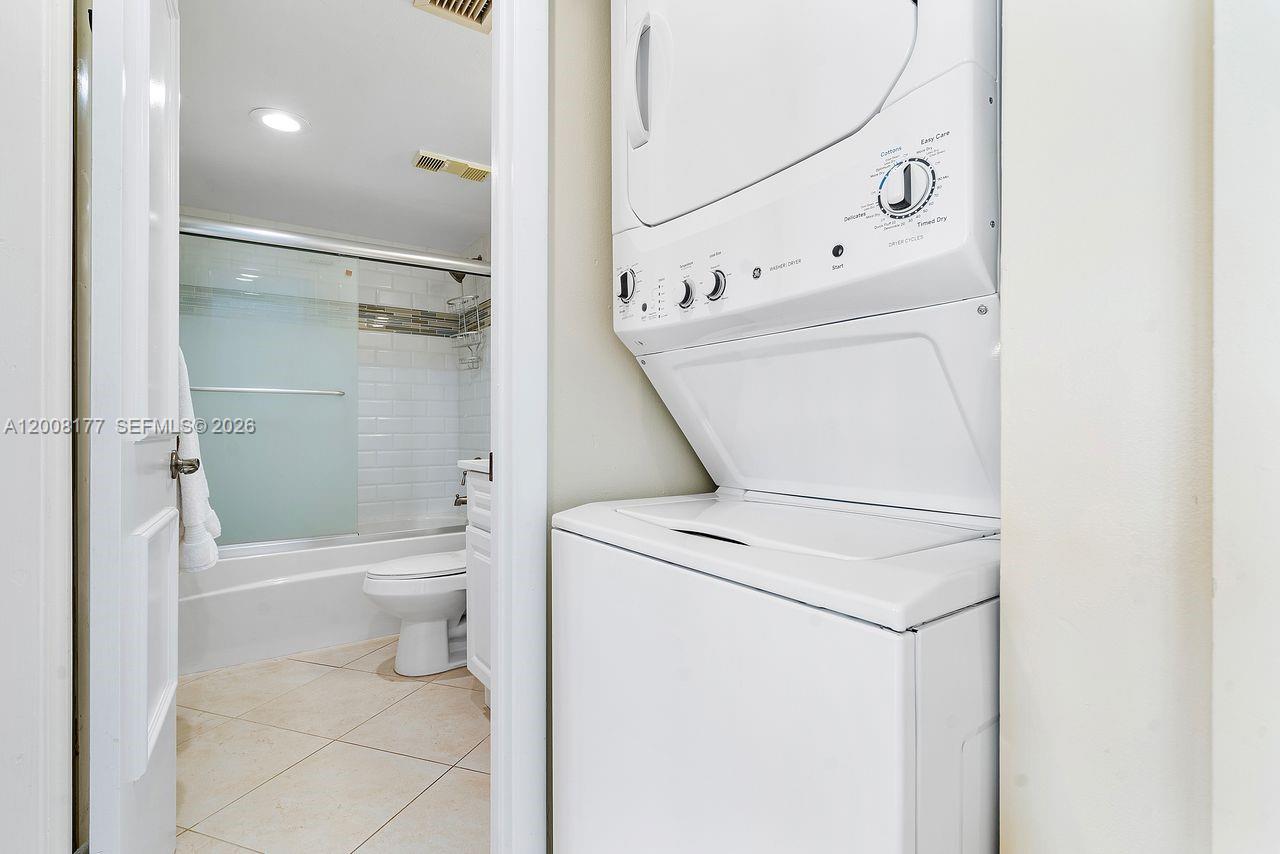 OCEAN TRAIL CONDO IV - Residential