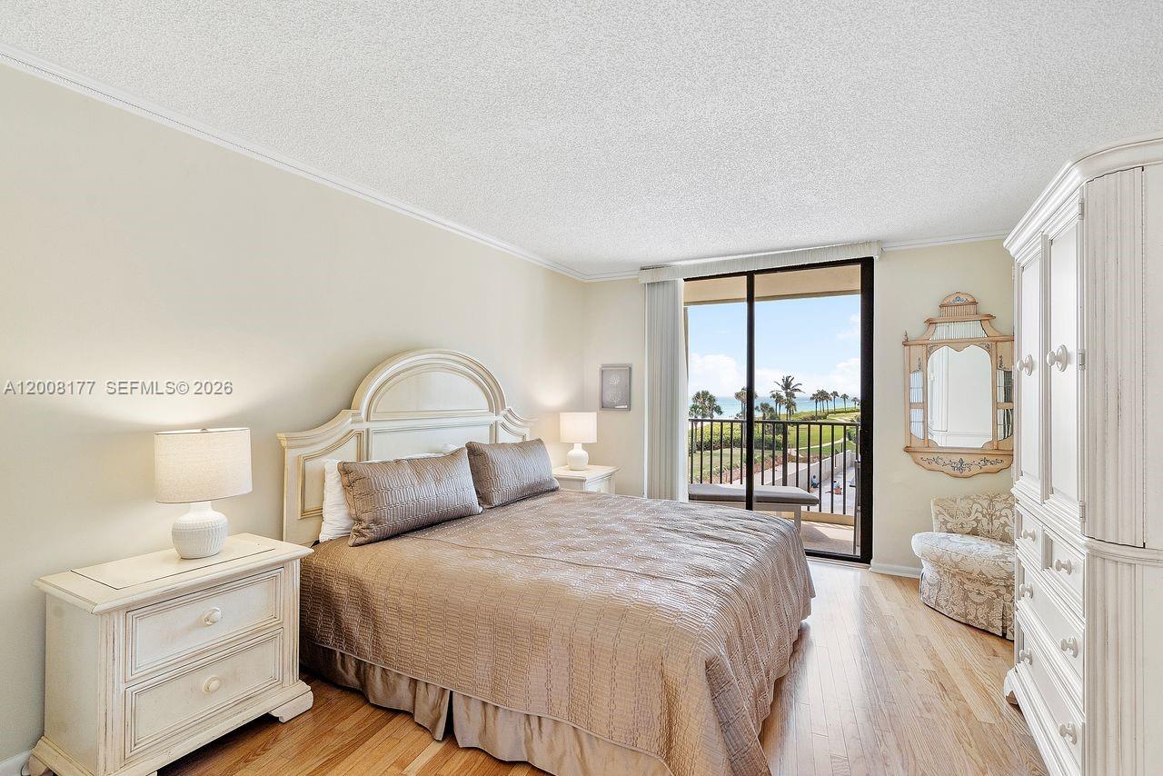 OCEAN TRAIL CONDO IV - Residential