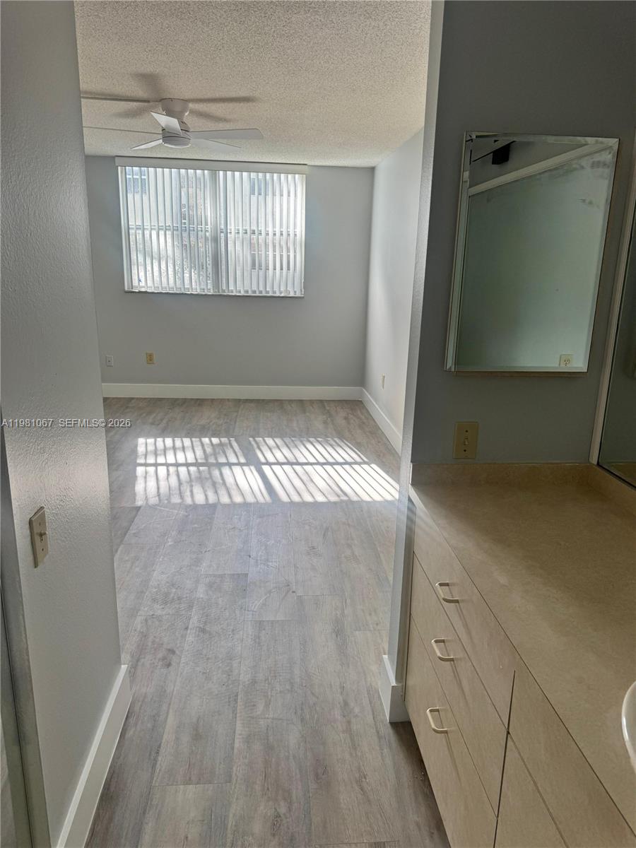 LIME BAY CONDOMINIUM 8 - Residential