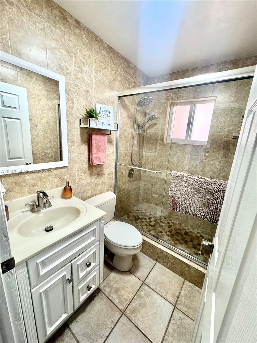 UNIVERSITY COURTS SUB - Residential