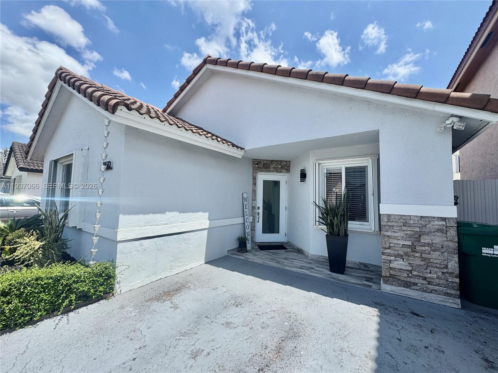 UNIVERSITY COURTS SUB - Residential