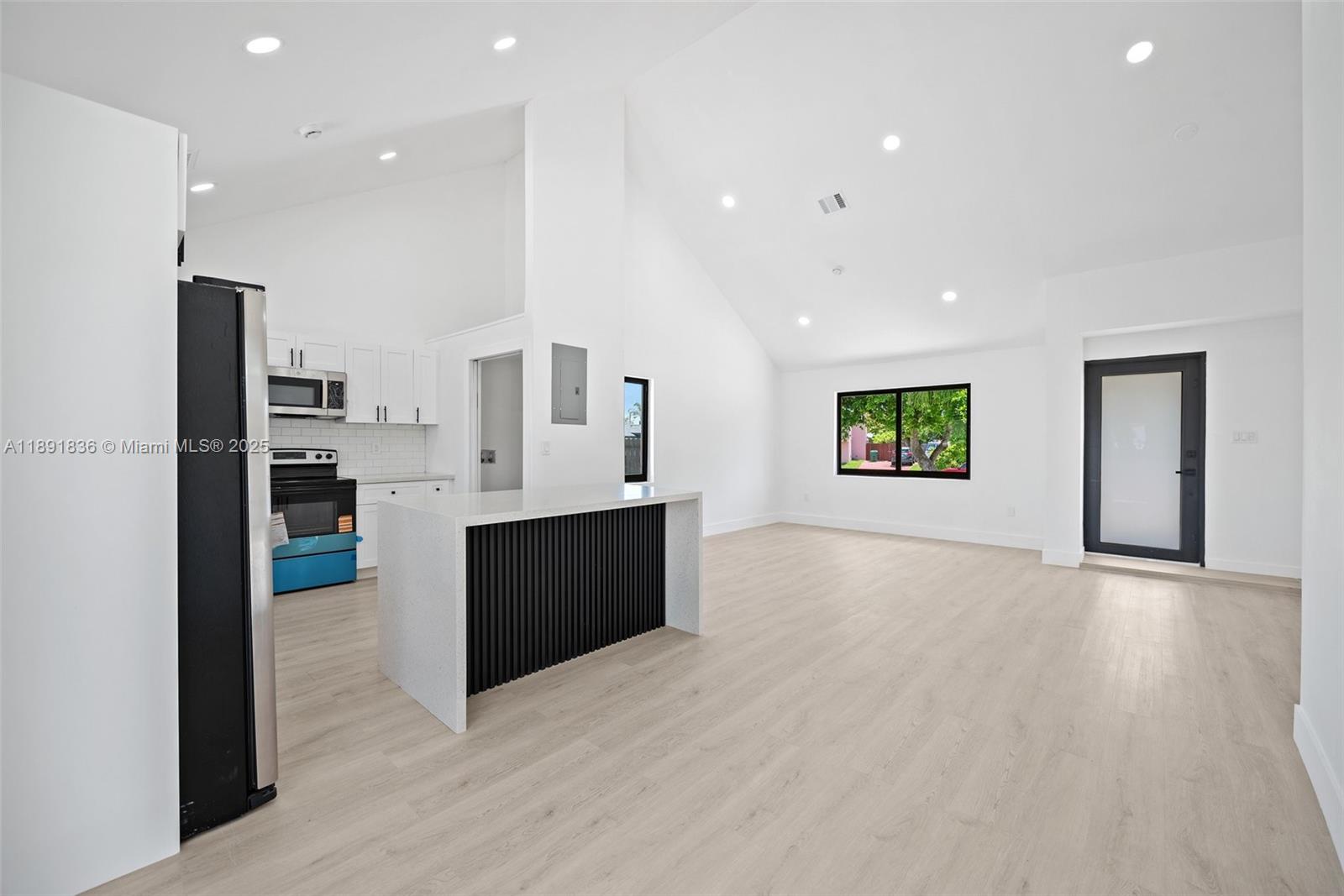 SOUTH RIDGE HEIGHTS 2ND S - Residential