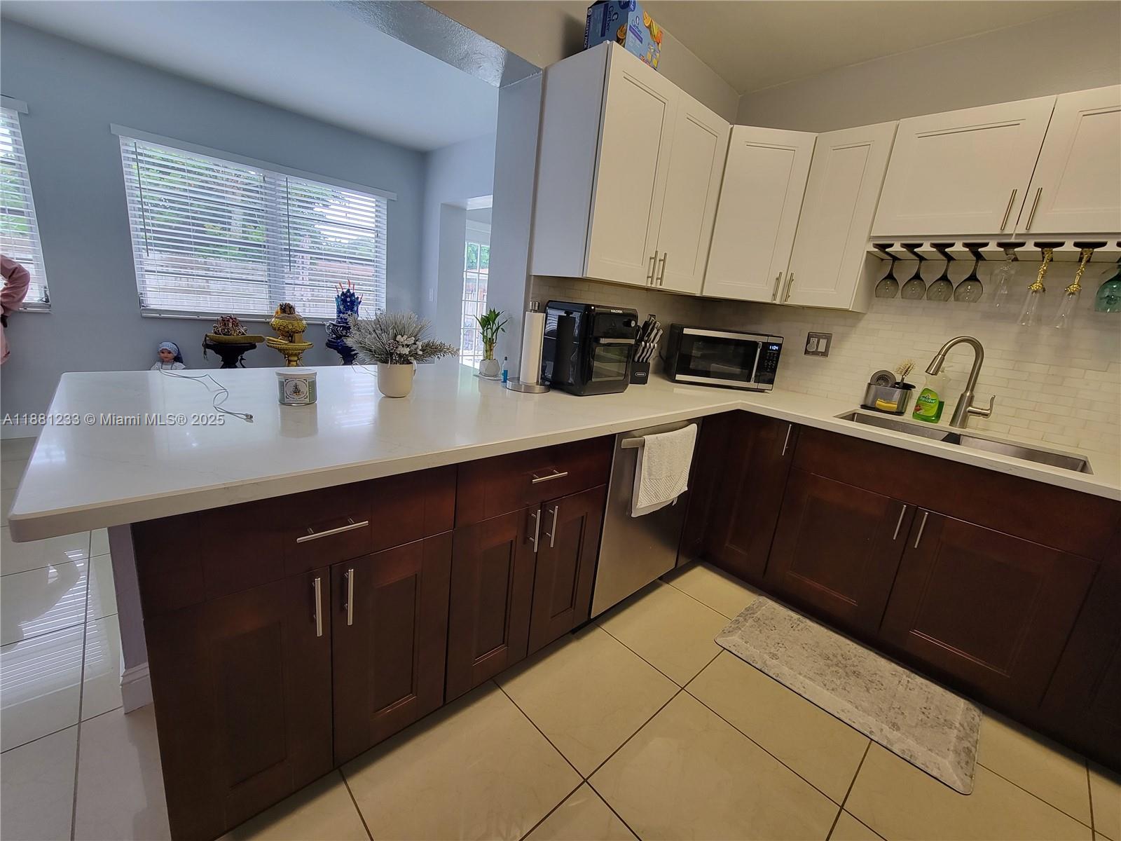 PEMBROKE PINES NO 3 - Residential Lease