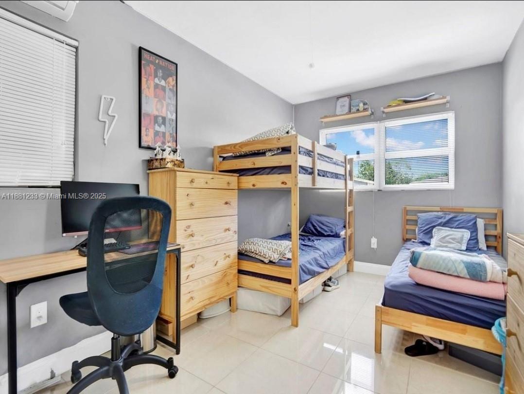 PEMBROKE PINES NO 3 - Residential Lease