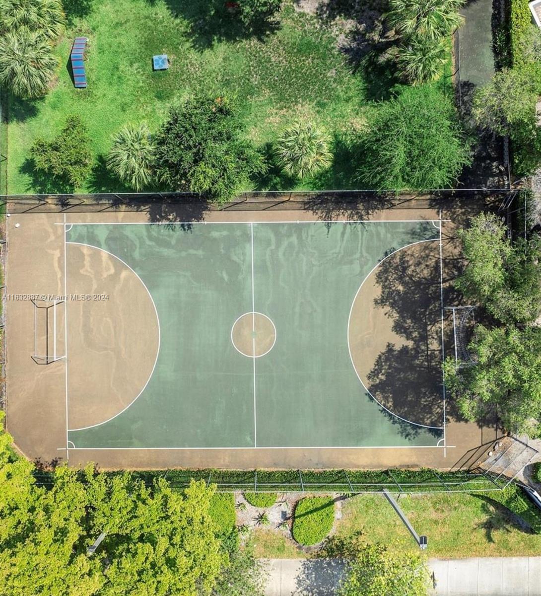 GREENWICH PH I CONDO - Residential Lease