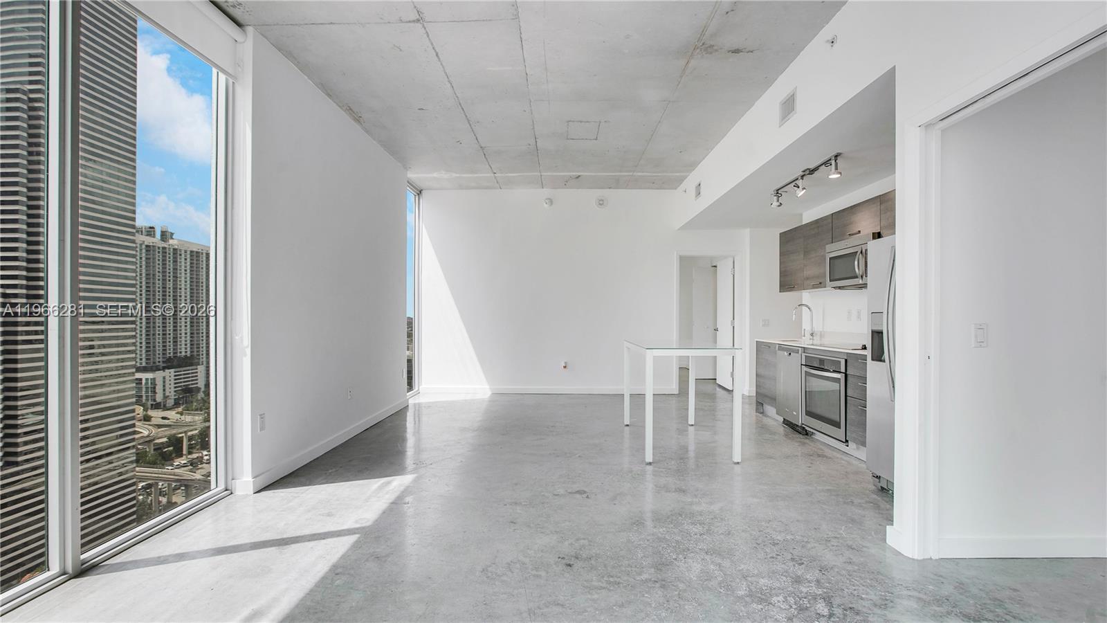 CENTRO CONDO - Residential