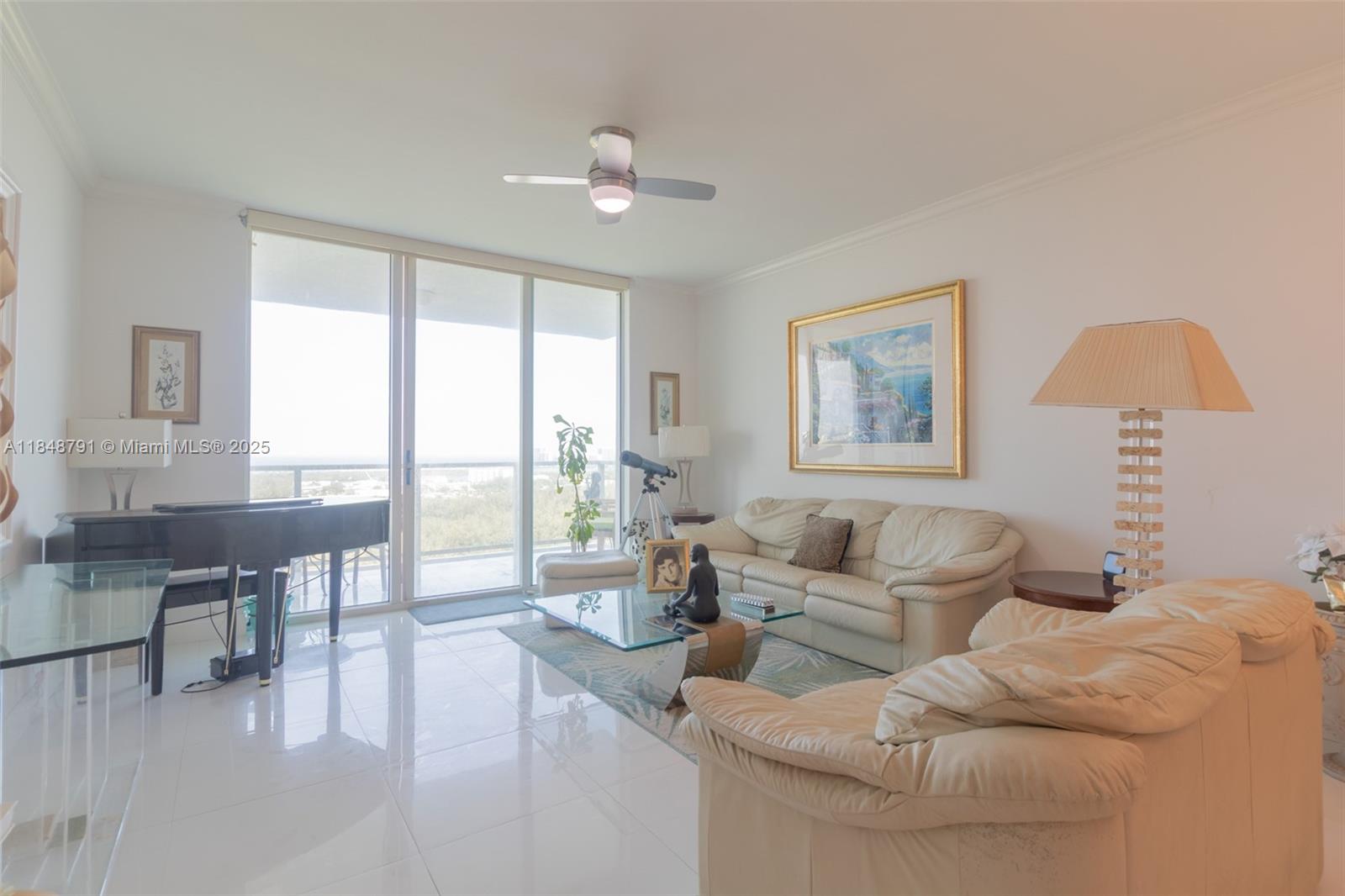 THE OAKS I CONDO - Residential