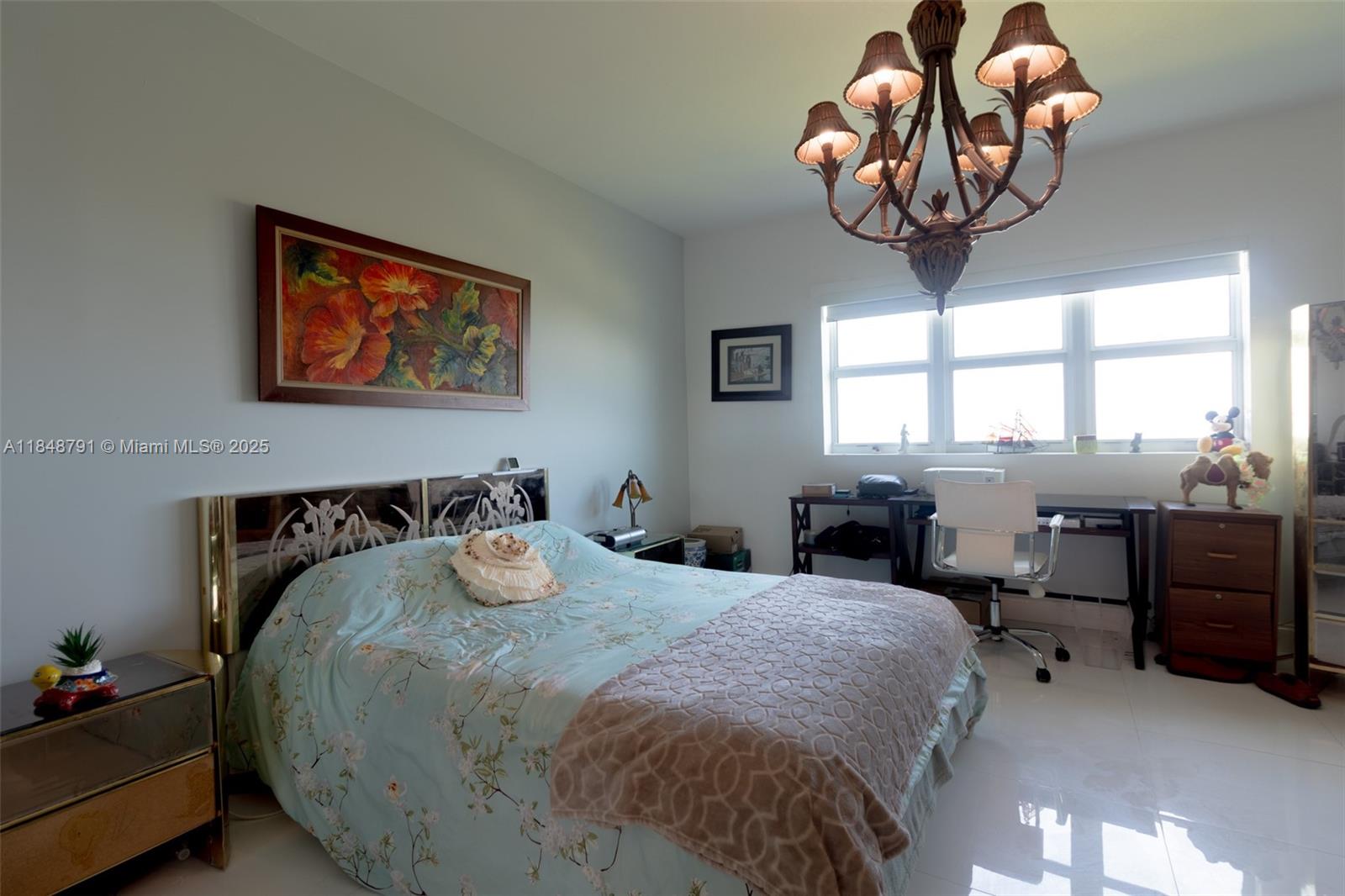 THE OAKS I CONDO - Residential