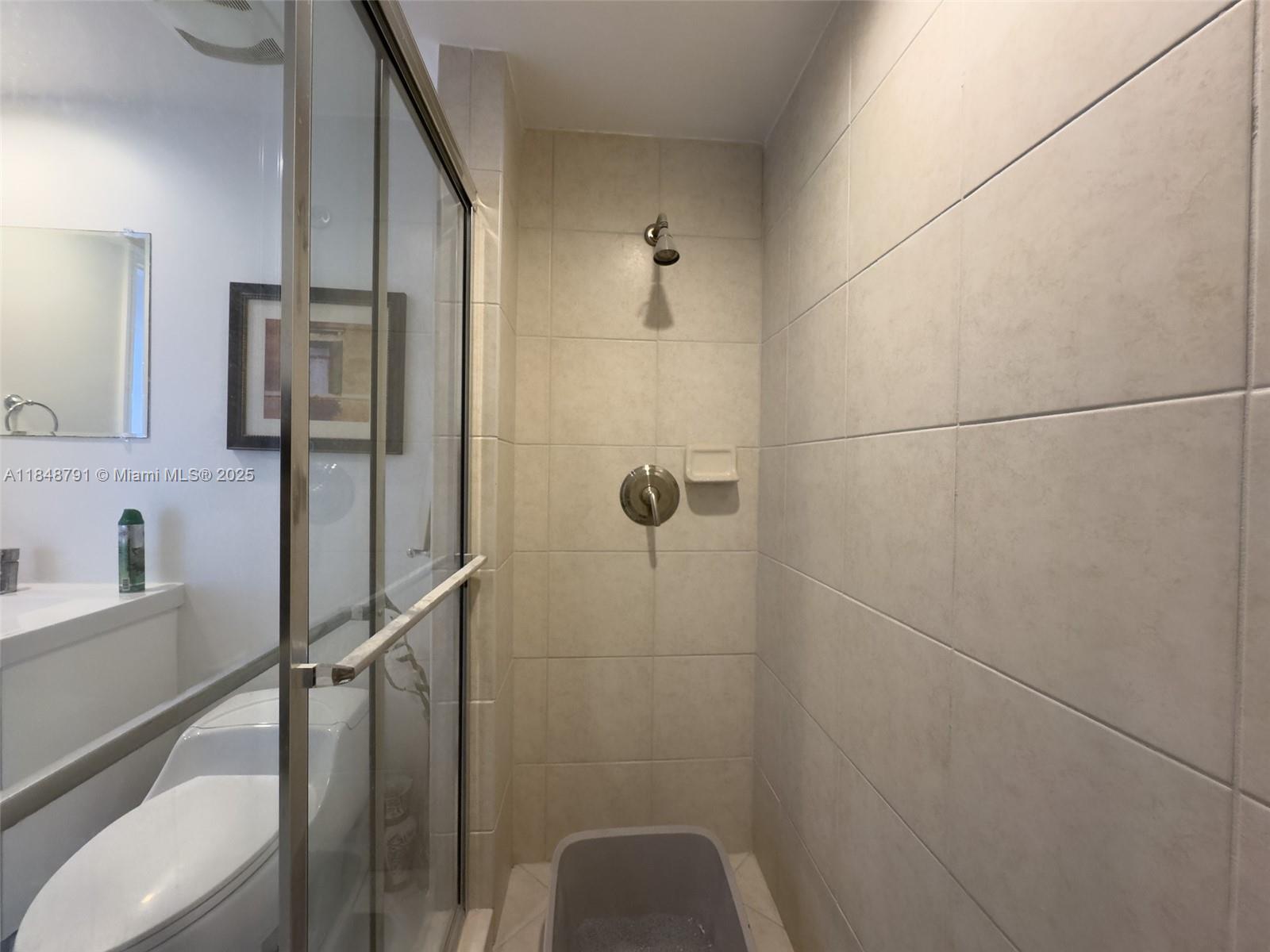 THE OAKS I CONDO - Residential