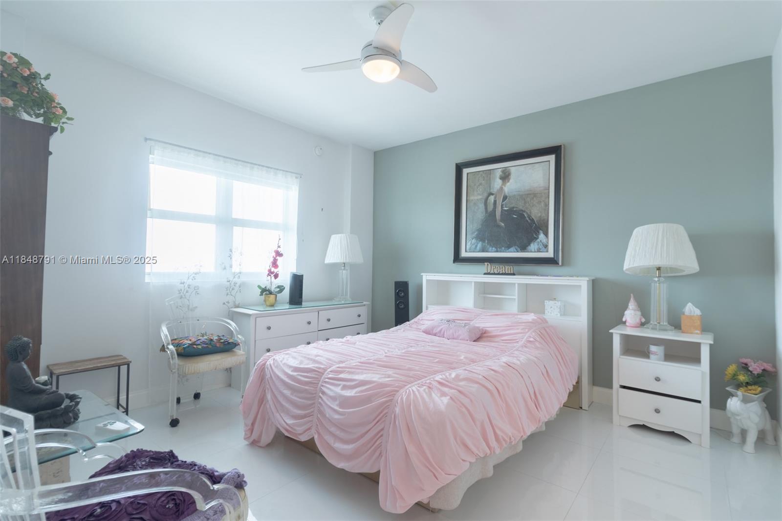 THE OAKS I CONDO - Residential