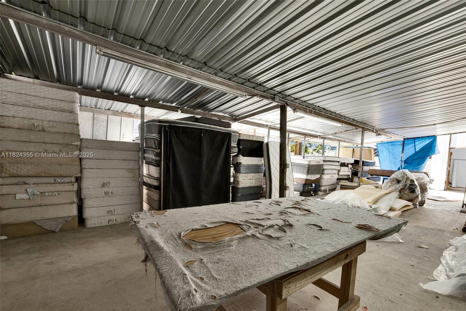 HIALEAH 8TH ADDN REV PL - Land