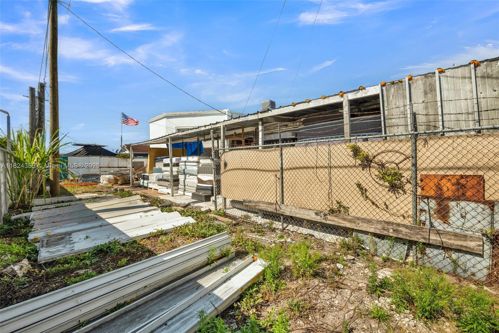 HIALEAH 8TH ADDN REV PL - Land