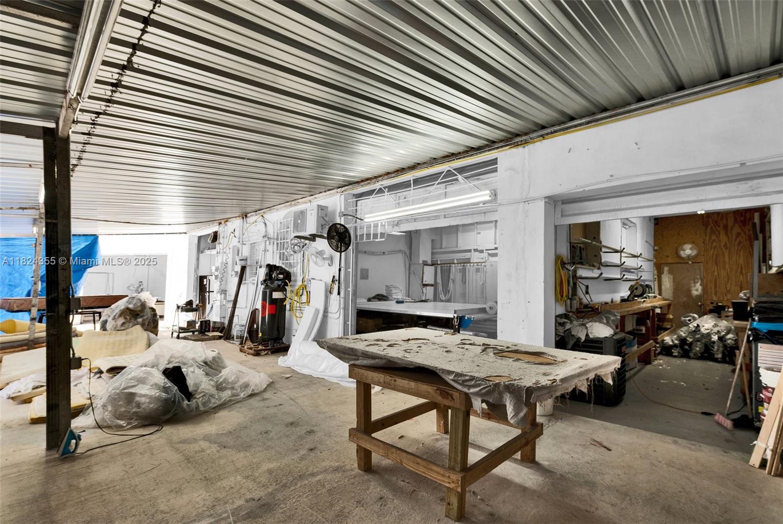 HIALEAH 8TH ADDN REV PL - Land