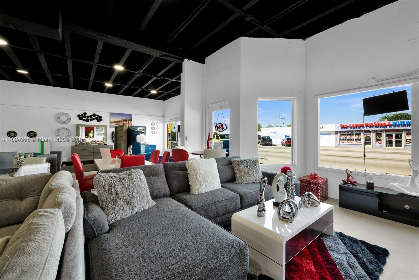 HIALEAH 8TH ADDN REV PL - Land