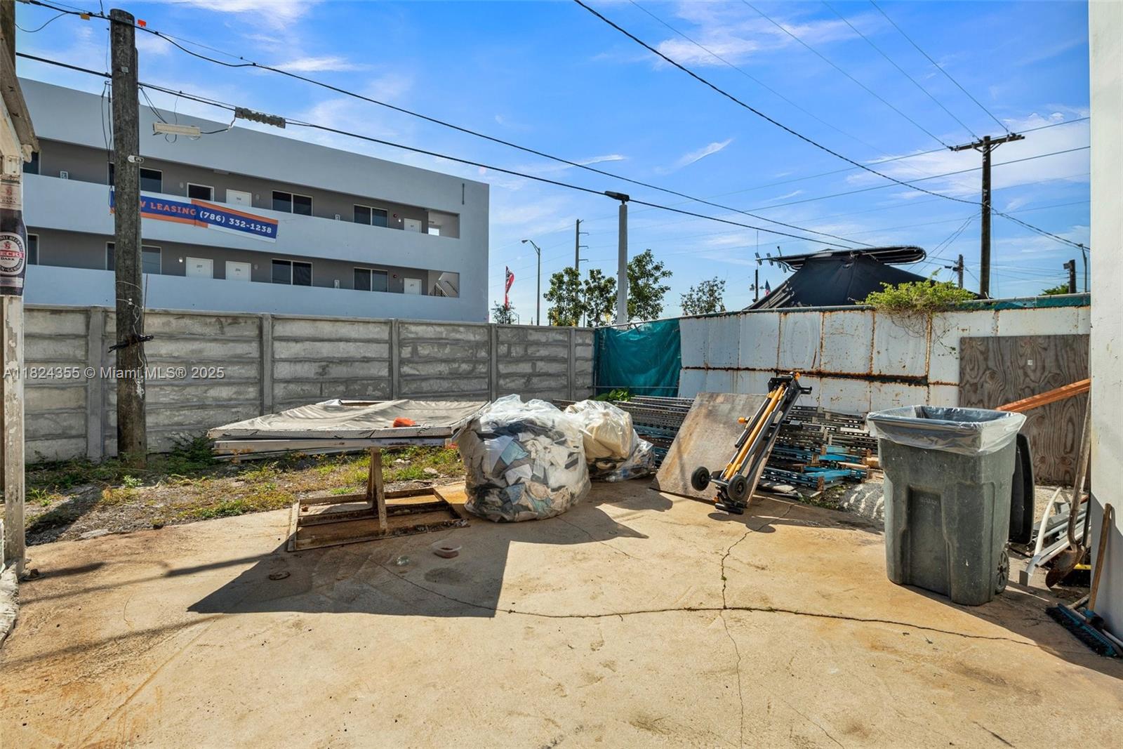 HIALEAH 8TH ADDN REV PL - Land