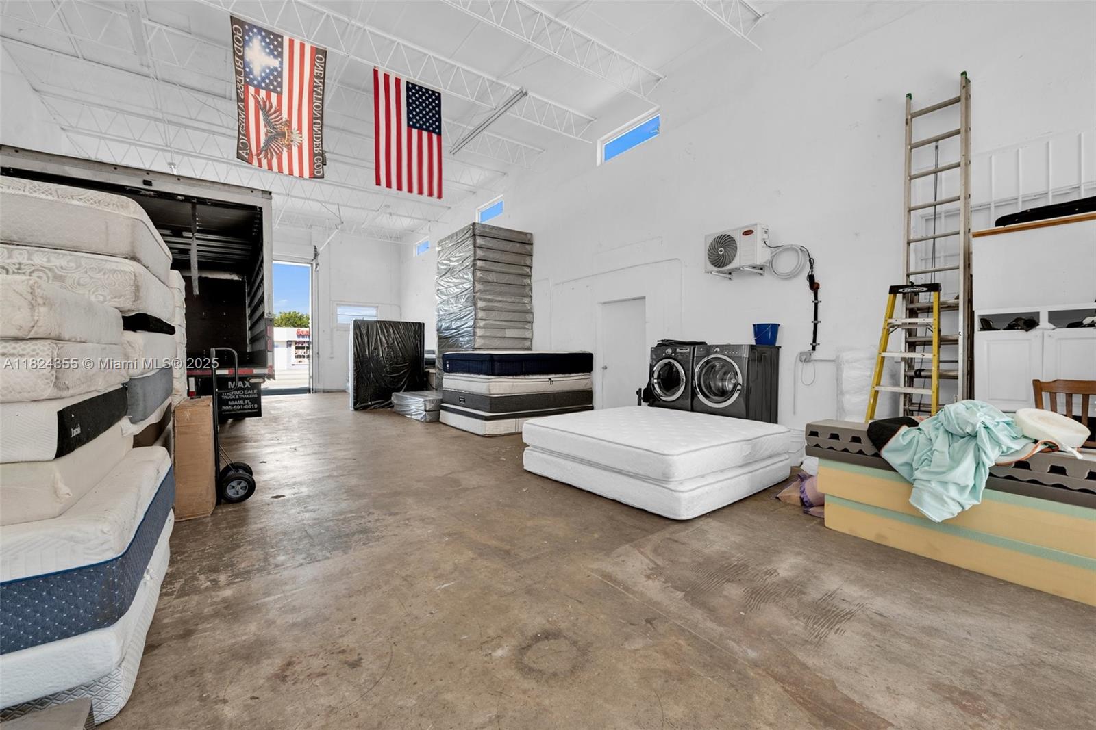 HIALEAH 8TH ADDN REV PL - Land