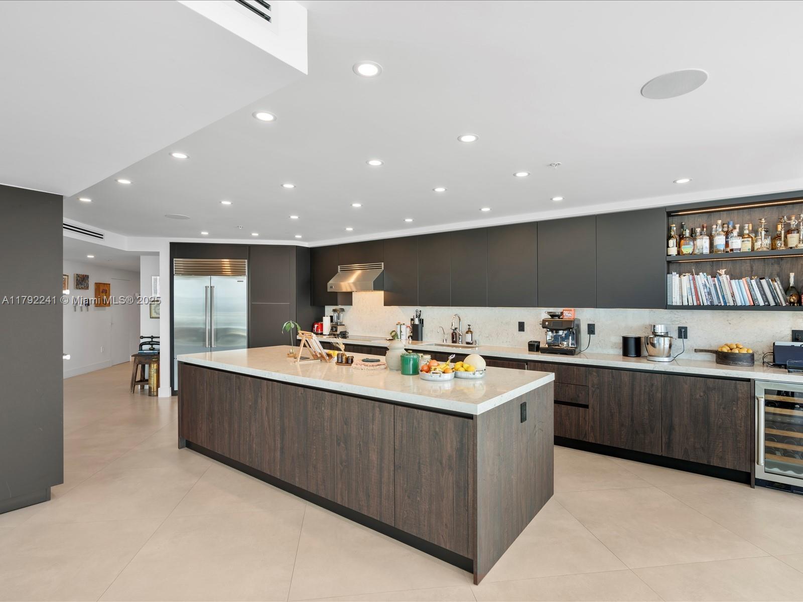 100 HIDDEN BAY CONDO - Residential Lease