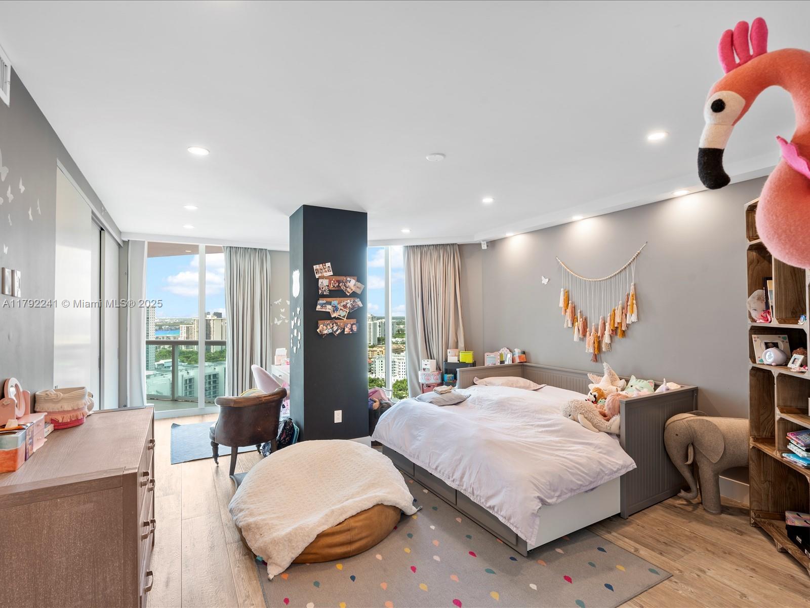 100 HIDDEN BAY CONDO - Residential Lease
