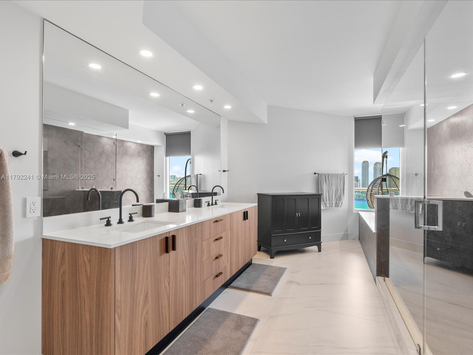 100 HIDDEN BAY CONDO - Residential Lease