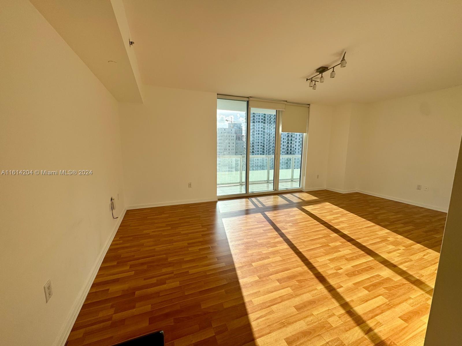 50 BISCAYNE CONDO - Residential Lease