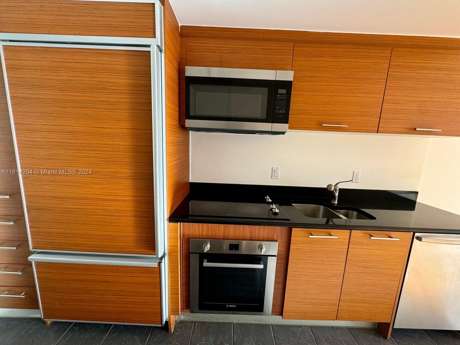 50 BISCAYNE CONDO - Residential Lease