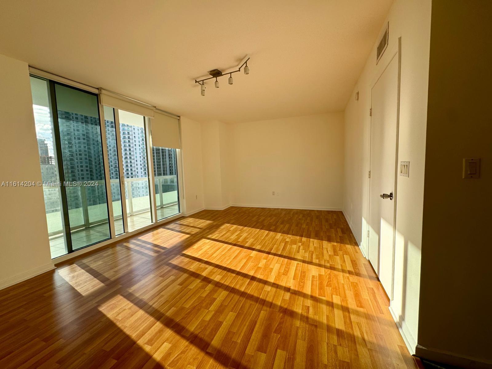 50 BISCAYNE CONDO - Residential Lease