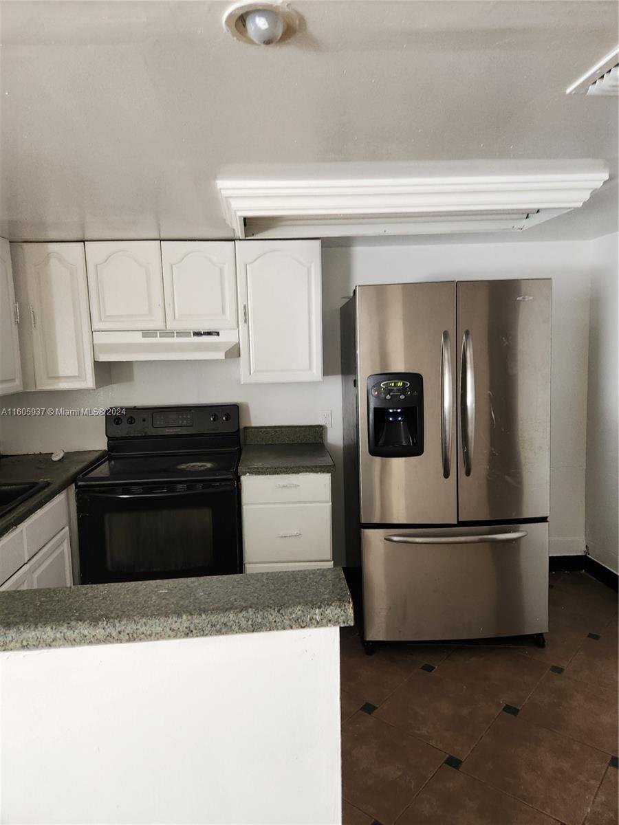 TAM O SHANTER VILLAS SEC - Residential