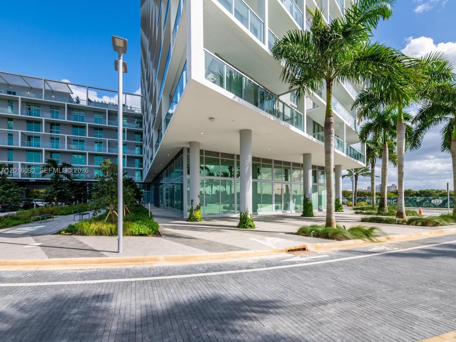 METROPICA NORTH TOWER ONE - Residential Lease