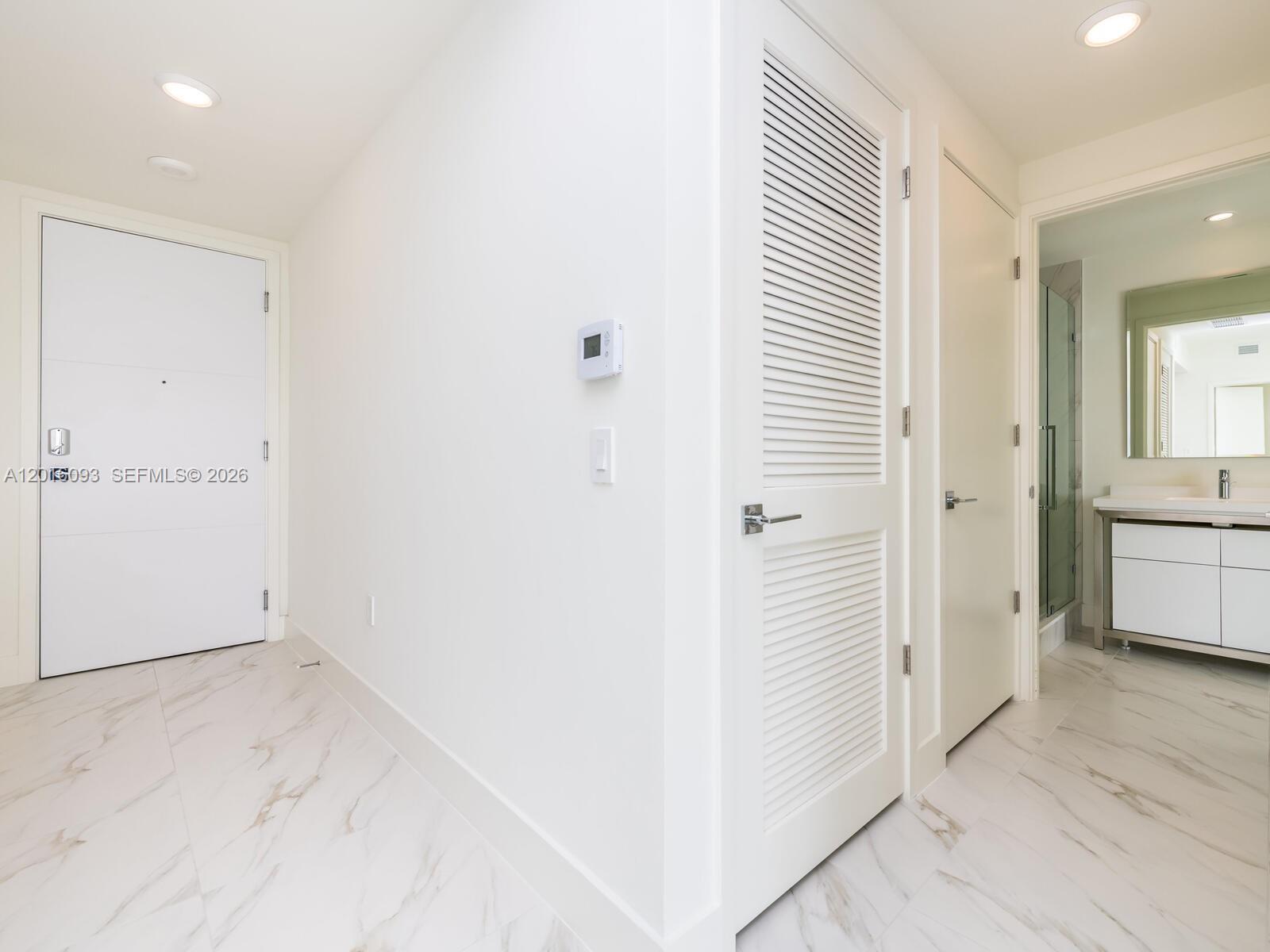 METROPICA NORTH TOWER ONE - Residential Lease