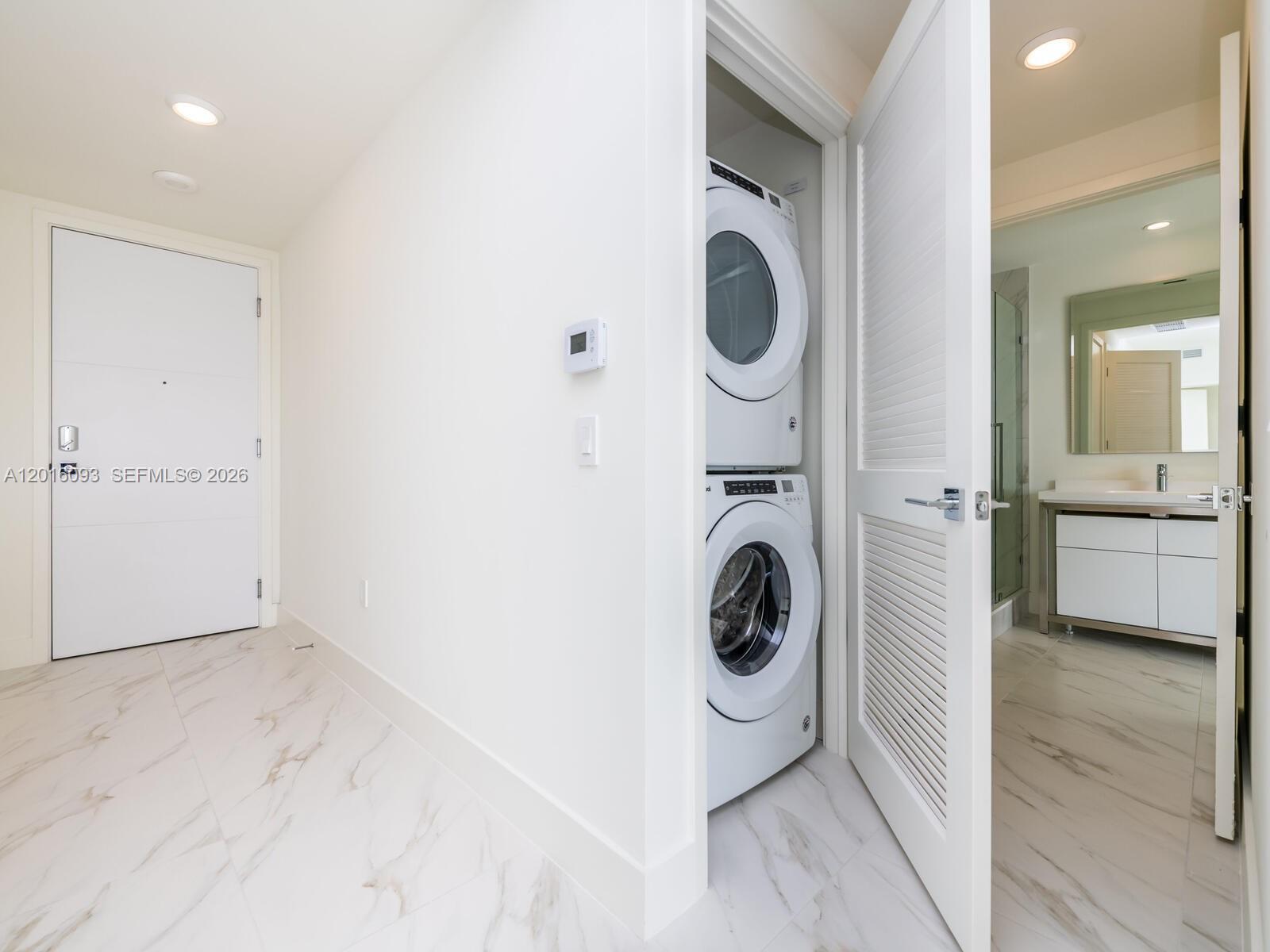 METROPICA NORTH TOWER ONE - Residential Lease