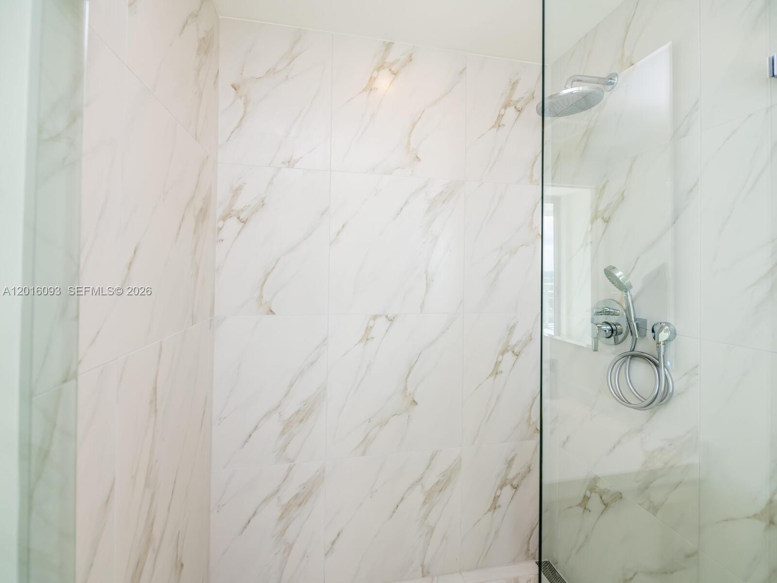 METROPICA NORTH TOWER ONE - Residential Lease