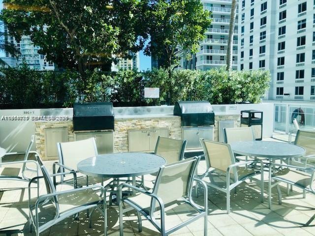 THE AXIS ON BRICKELL COND - Residential Lease