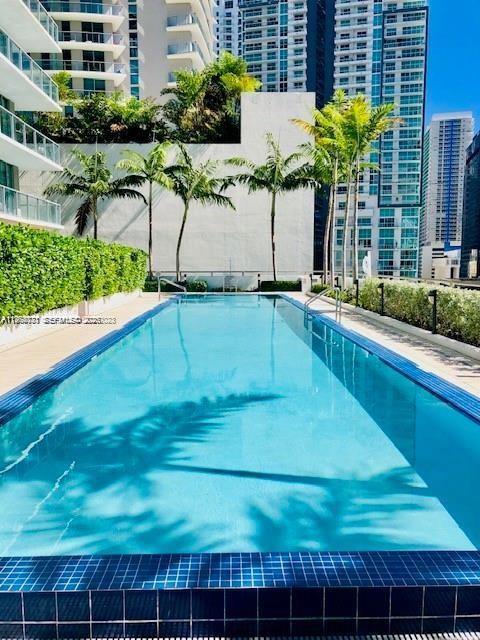 THE AXIS ON BRICKELL COND - Residential Lease