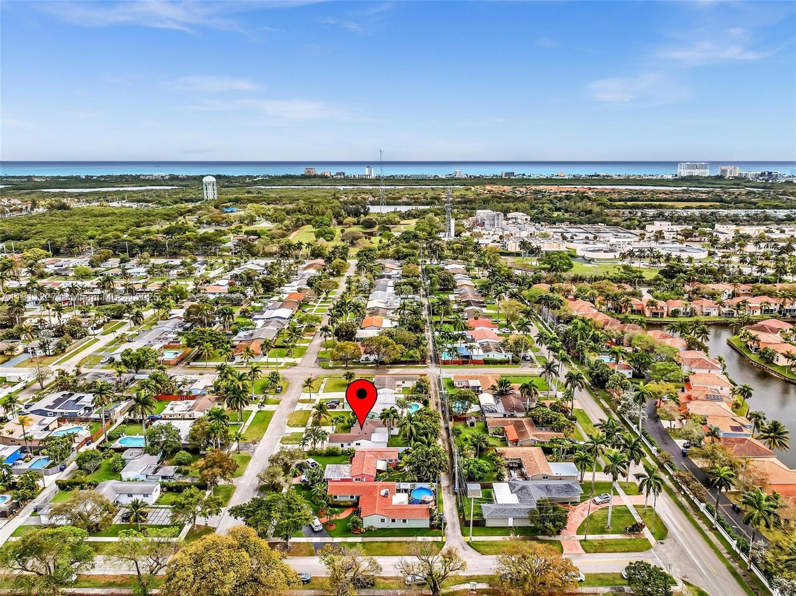 HOLLYWOOD HOMESITES HIGH - Residential