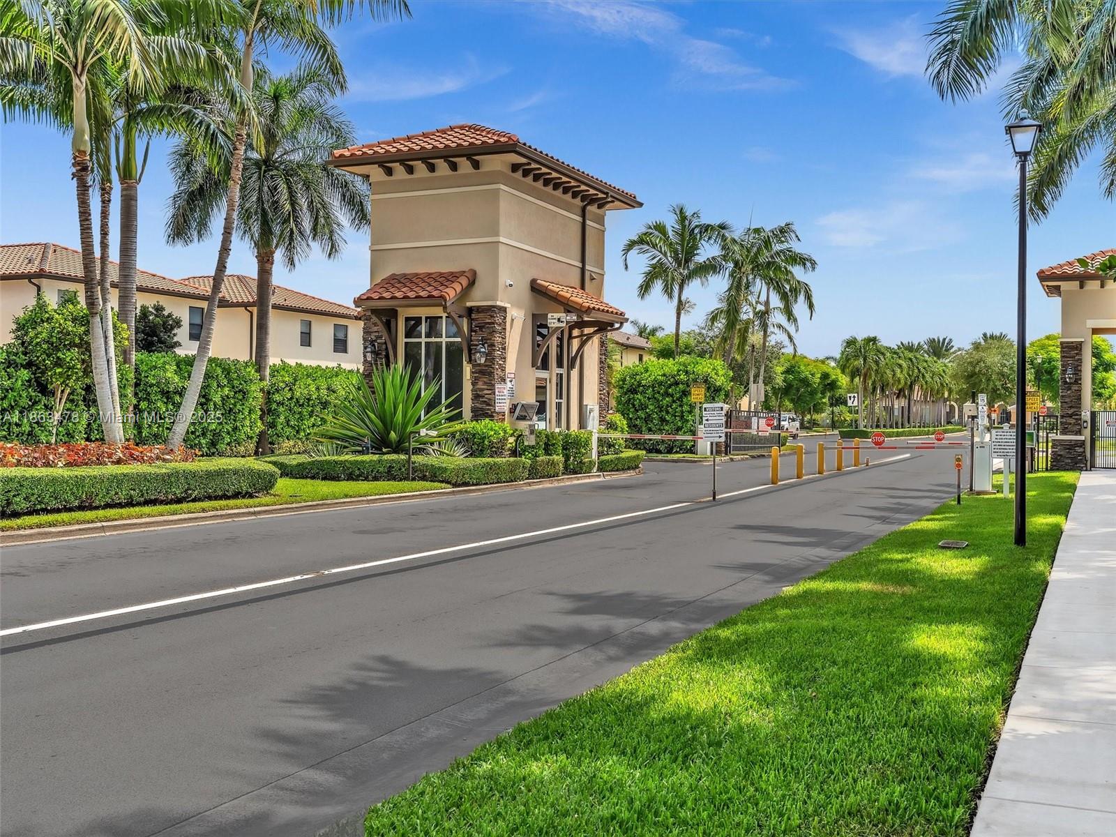 BELLAGIO VILLAS - Residential